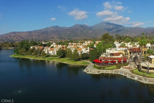 Building Photo - 11 Wild Horse Loop