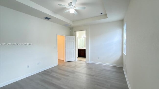 Building Photo - 10337 W 34th Ln