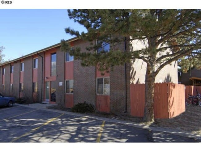 Building Photo - COZY 2 Bed 1 Bath Condo in North Boulder!