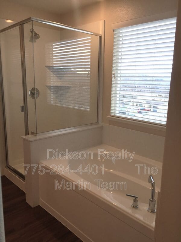 Building Photo - 2950 Cityview Terrace