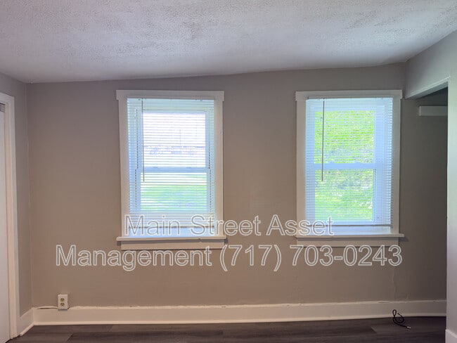 Building Photo - 129 N Prince St