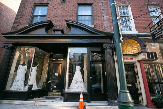 Building Photo - 918 Pine St