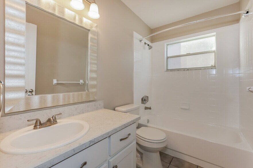 Building Photo - 227 Belfort Pl
