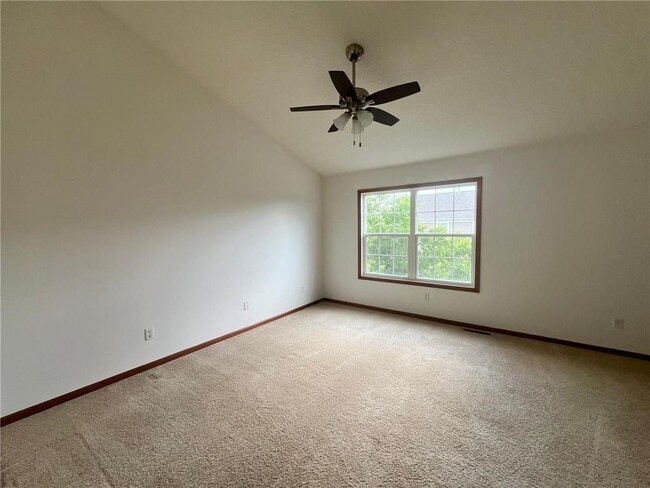 Building Photo - 5026 Yuma Ln N