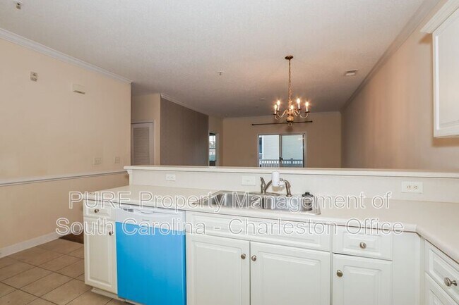 Building Photo - 302 Kiskadee Loop