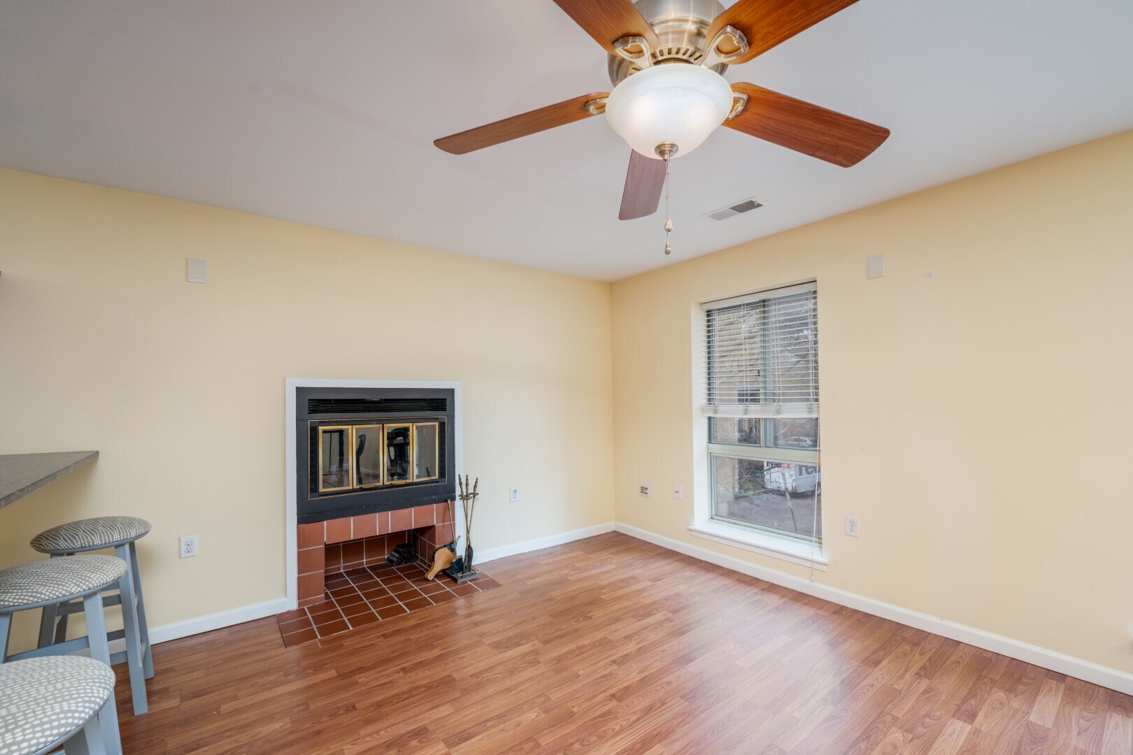 Building Photo - 35 Andrew Pl