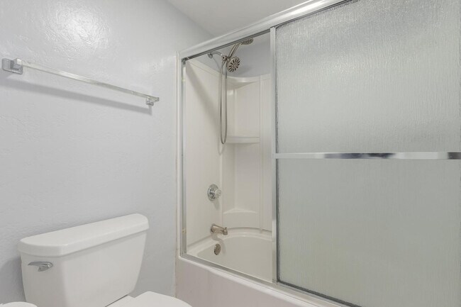 Building Photo - 10444 N 69th St