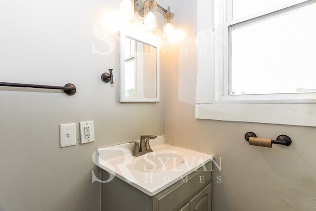 Building Photo - The Lifestyle You Deserve.