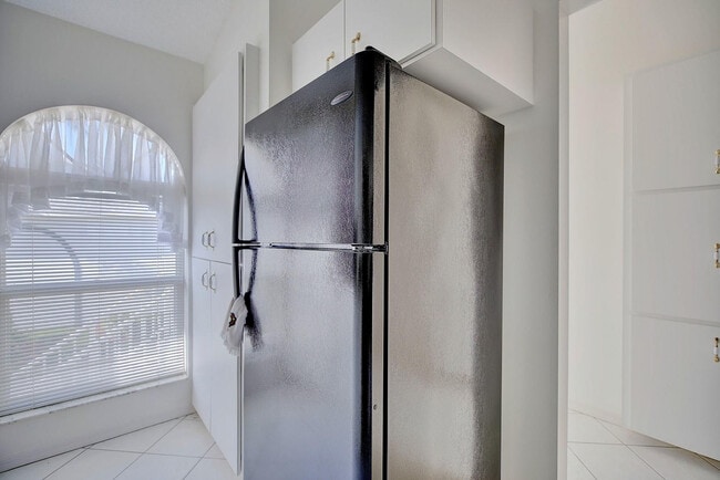 Building Photo - 504 Chelsee Way