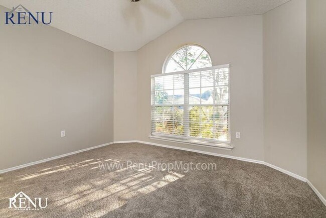 Building Photo - This home is available for NO CONTACT show...