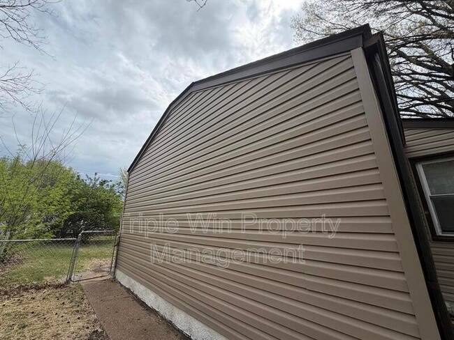 Building Photo - 10508 Druid Dr