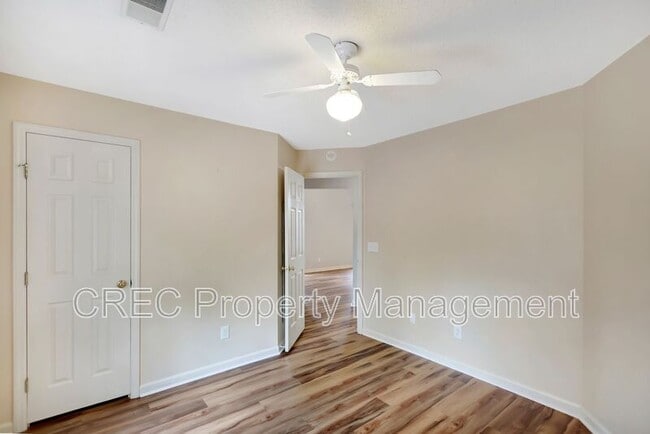 Building Photo - 207 Lynton Ct