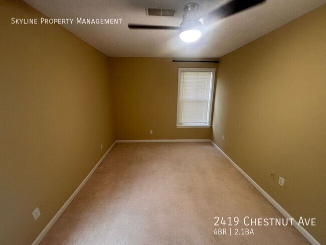 Building Photo - 2419 Chestnut Ave