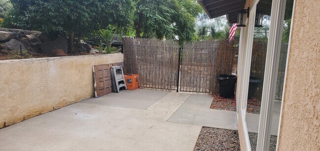 Building Photo - 636 Minnesota St