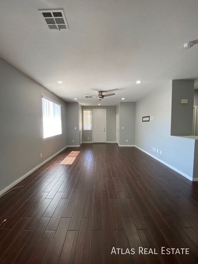 Building Photo - 3120 Oceantide Ct