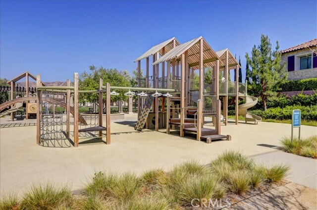 Building Photo - 203 Fiore