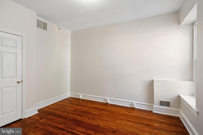 Building Photo - 4132 Manayunk Ave