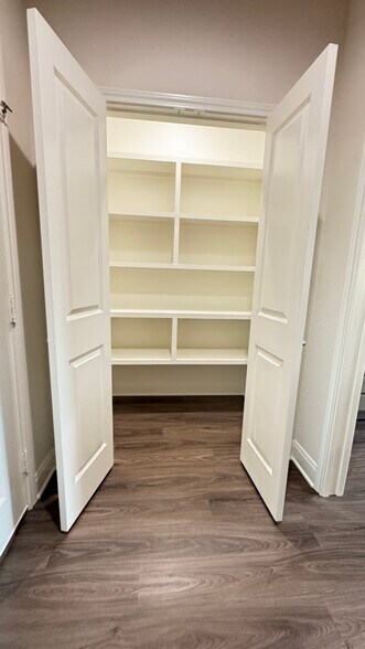 Building Photo - 6123 Hamilton Mdws Wy