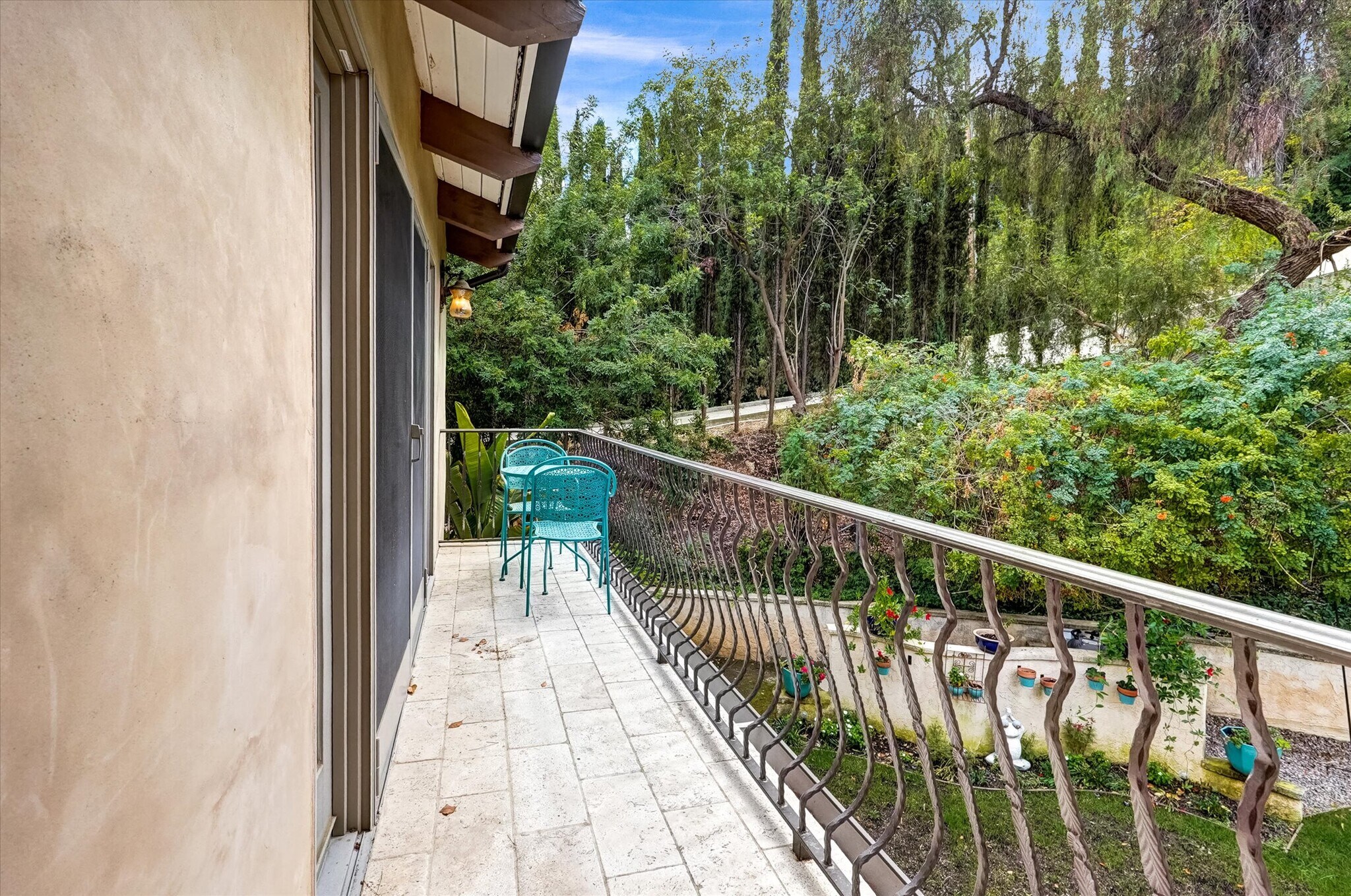 Building Photo - 4751 Topeka Dr