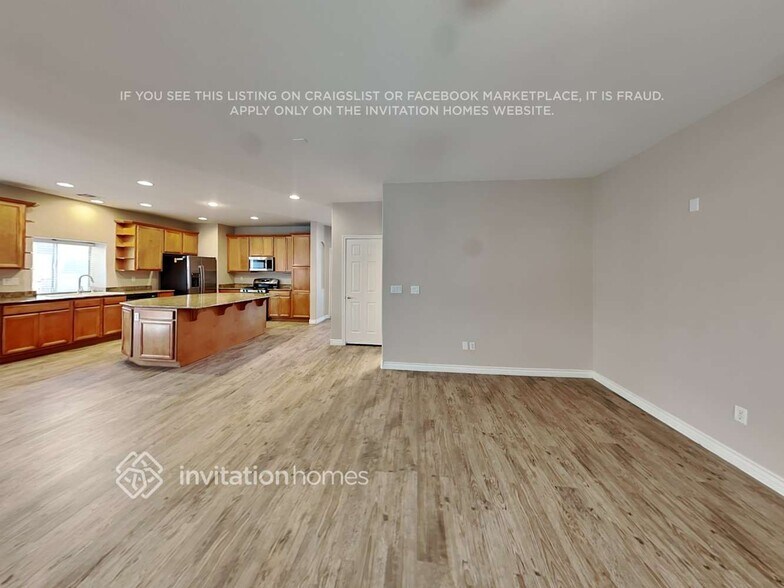 Building Photo - 10891 Vestone St