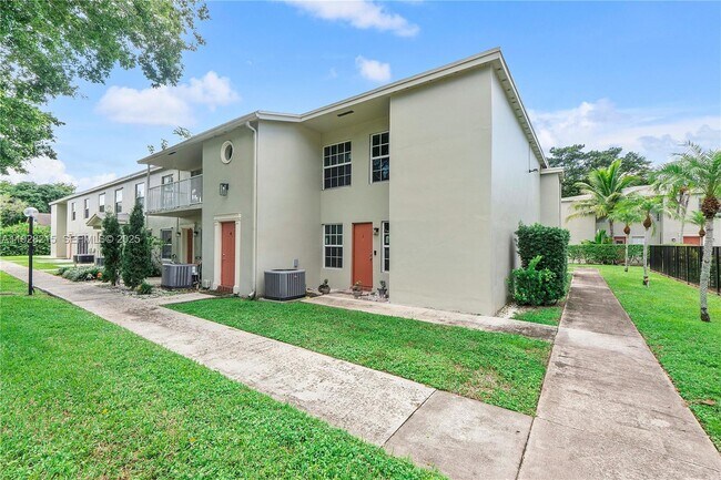 Building Photo - 5850 NW 57th Ave