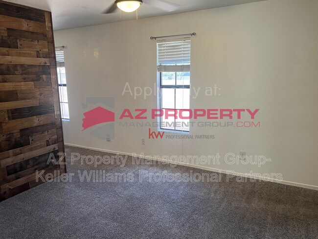 Building Photo - 5431 W Cochise Dr
