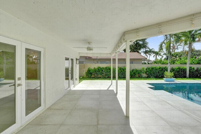 Building Photo - 2382 NW 31st St