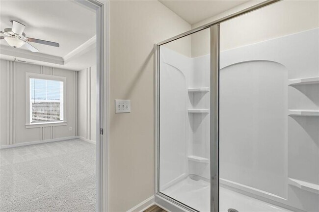 Building Photo - 204 Flier Dr