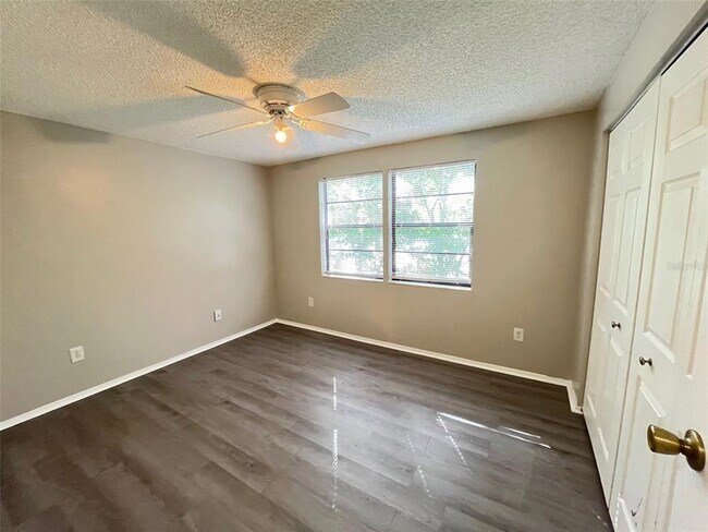 Building Photo - 139 Hunter Lake Dr