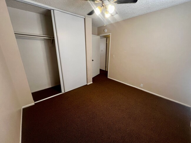Building Photo - 73451 Sun Valley Dr