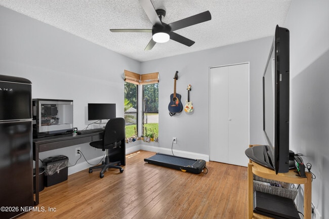 Building Photo - 9351 Arbolita Way