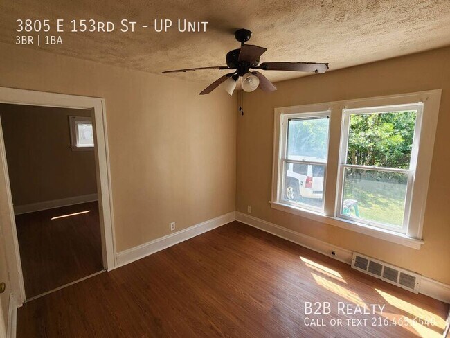 Building Photo - 3805 E 153rd St