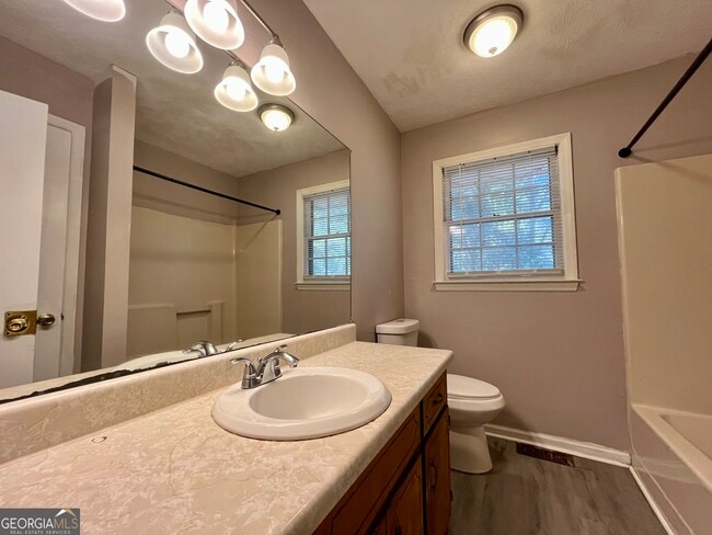 Building Photo - 253 Marco Dr