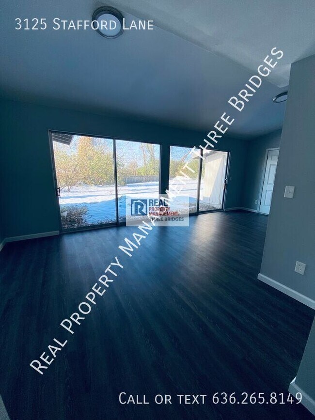 Building Photo - 3125 Stafford Ln