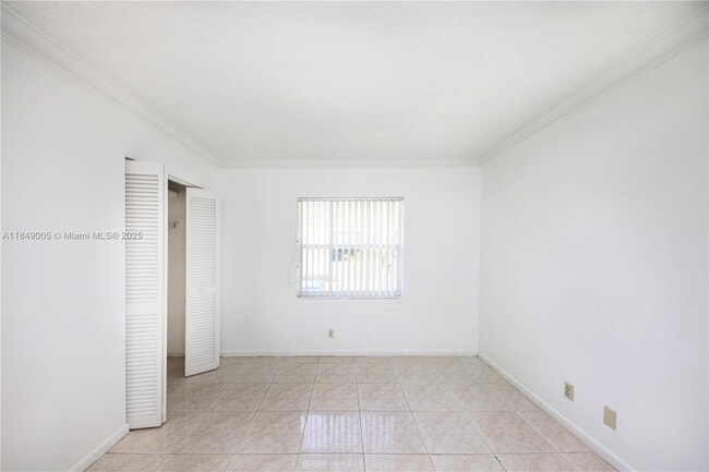 Building Photo - 2375 NW 123rd Ave