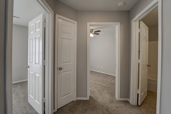 Building Photo - 344 Grant Springs Dr