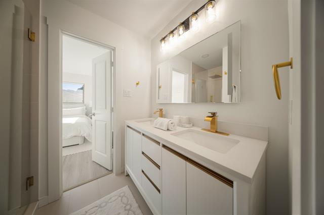 Building Photo - 905 Tarryall Dr