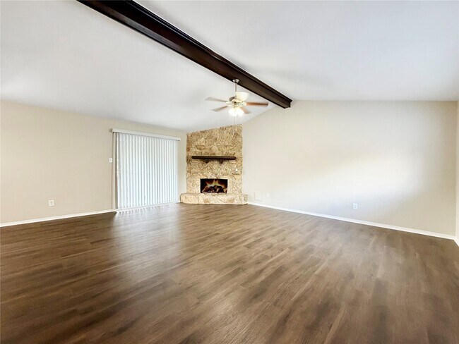 Building Photo - 3230 Sycamore Springs Dr