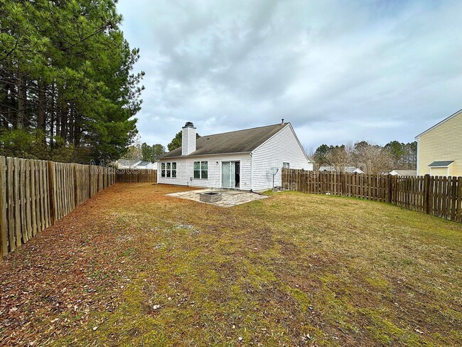 Building Photo - 413 Sapphire Dr