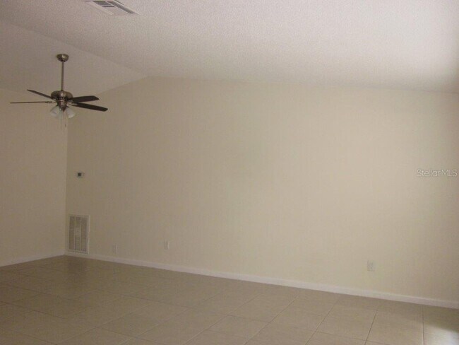 Building Photo - 5020 Landsman Ave