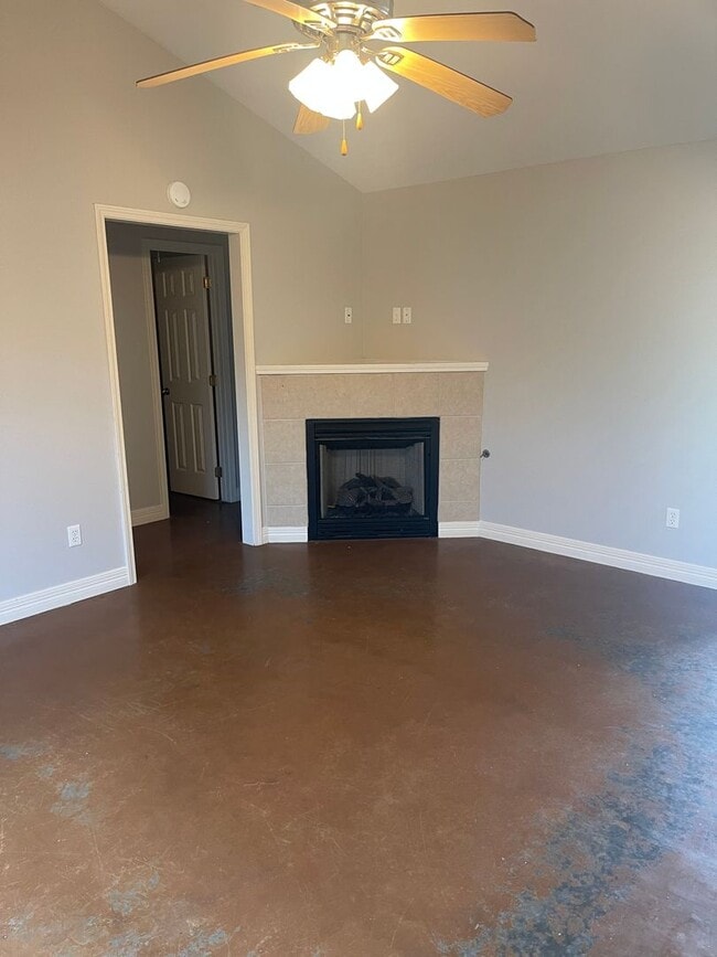 Building Photo - 3 Bedroom 2 Bath Home in Ruston