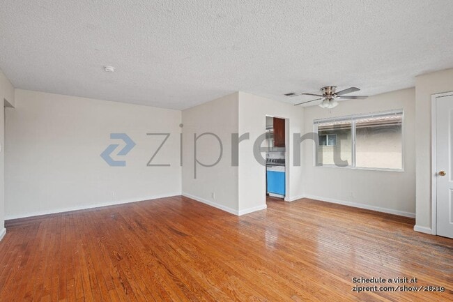 Building Photo - 2123 Peppertree Way