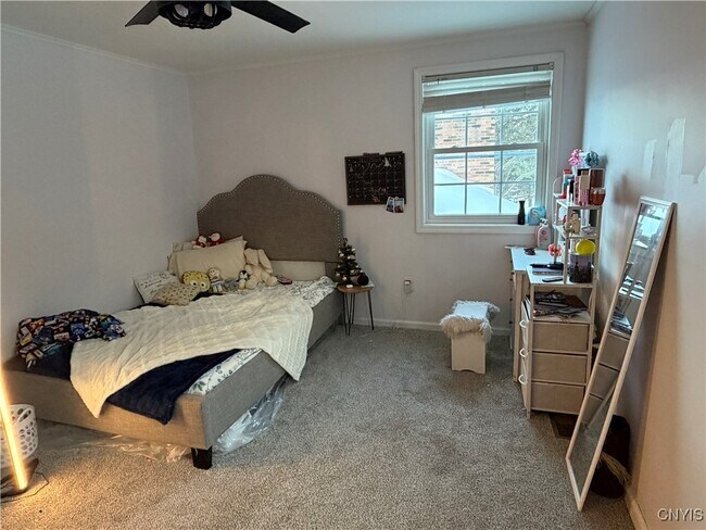 Building Photo - 7667 Charlemont Dr