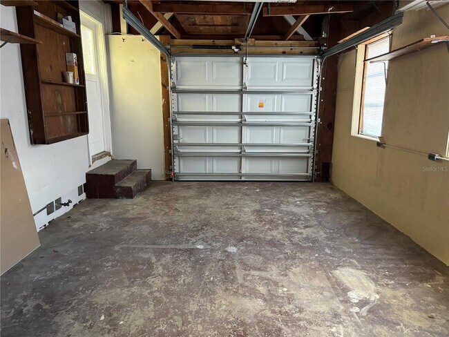 Building Photo - 1437 Pine St