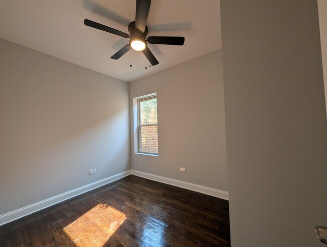 Building Photo - 148 W 117th St