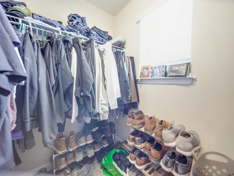 Building Photo - 5657 Tipperlinn Way