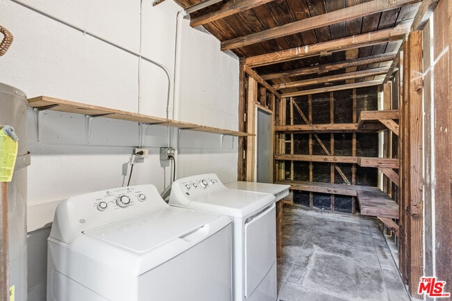 Building Photo - 7261 Waring Ave