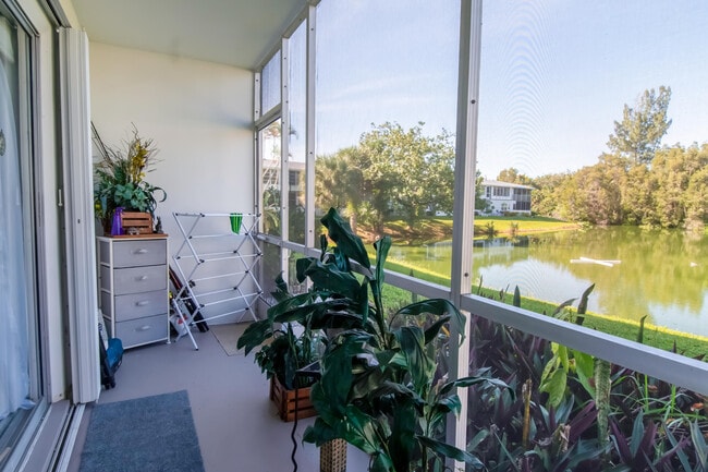 Building Photo - 246 Northampton M