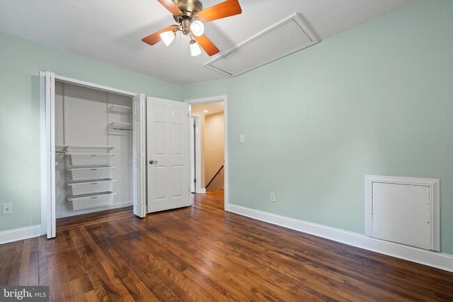 Building Photo - 2406 Huntington Ave