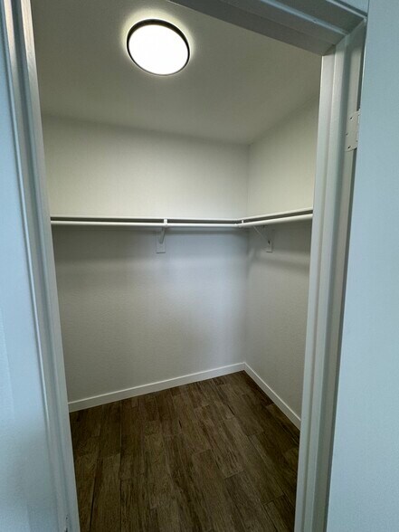 Building Photo - 366 Samsara Ct